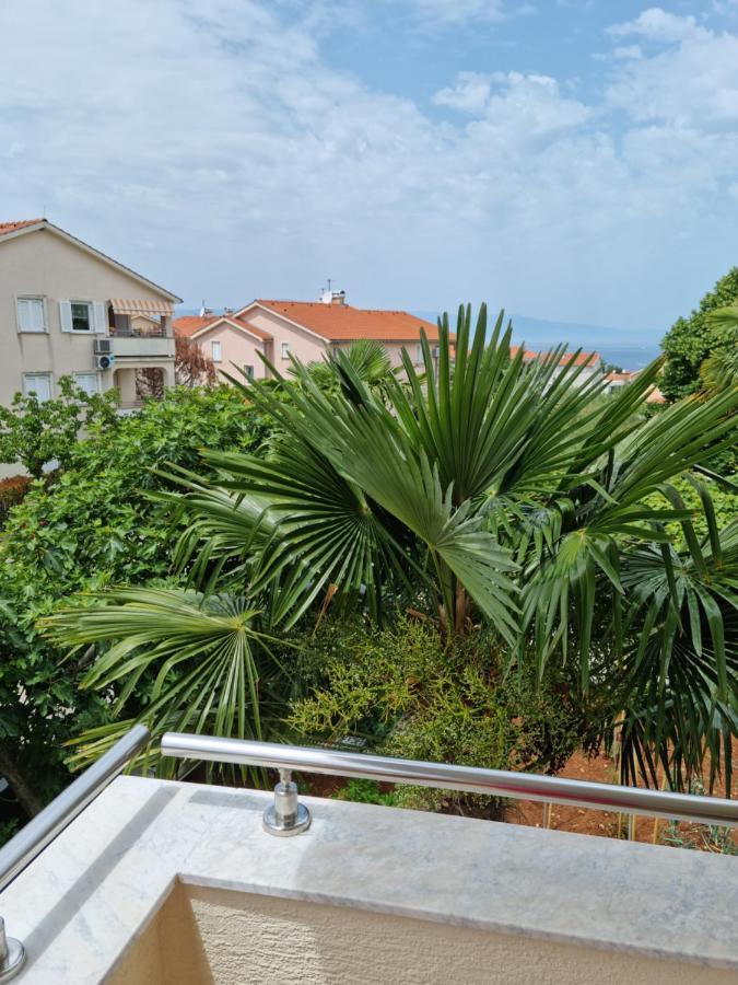 Apartments Zoretic Malinska Exterior foto